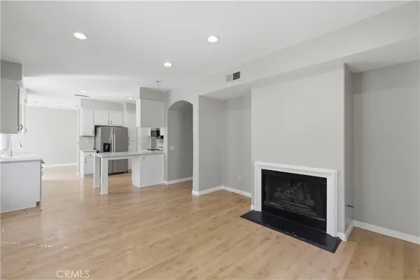 $799,999 | 23322 Montecito Place, Valencia, CA 91354