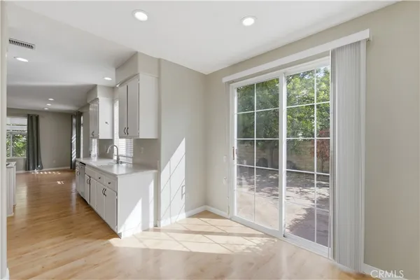 $799,999 | 23322 Montecito Place, Valencia, CA 91354