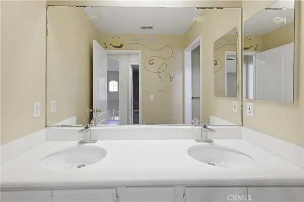 $799,999 | 23322 Montecito Place, Valencia, CA 91354
