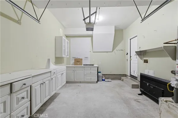$799,999 | 23322 Montecito Place, Valencia, CA 91354