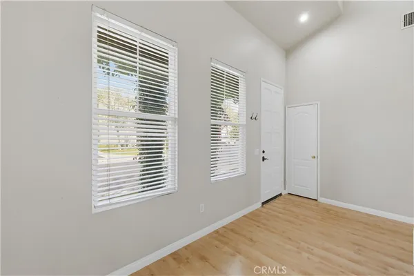 $799,999 | 23322 Montecito Place, Valencia, CA 91354