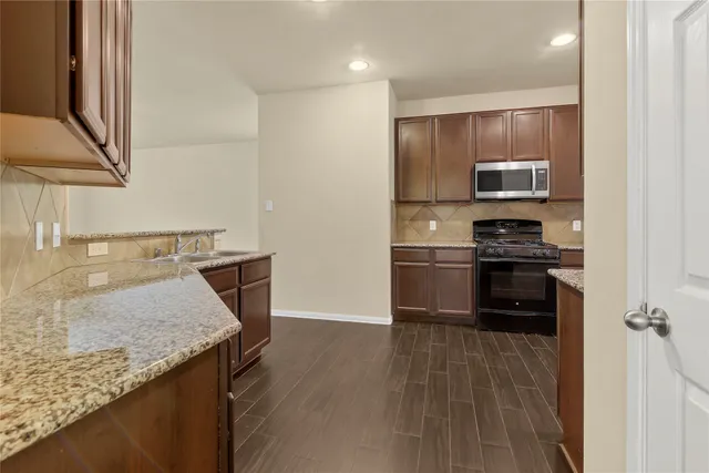 $2,600 | 18715 Windy Stone Drive, Houston, TX 77084