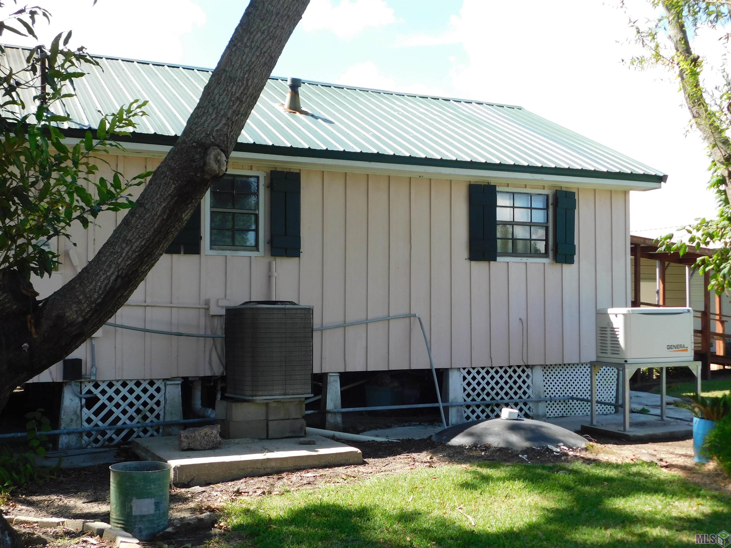 162 West 126th Street Cut Off, LA 70345 - Photo 3 of 27