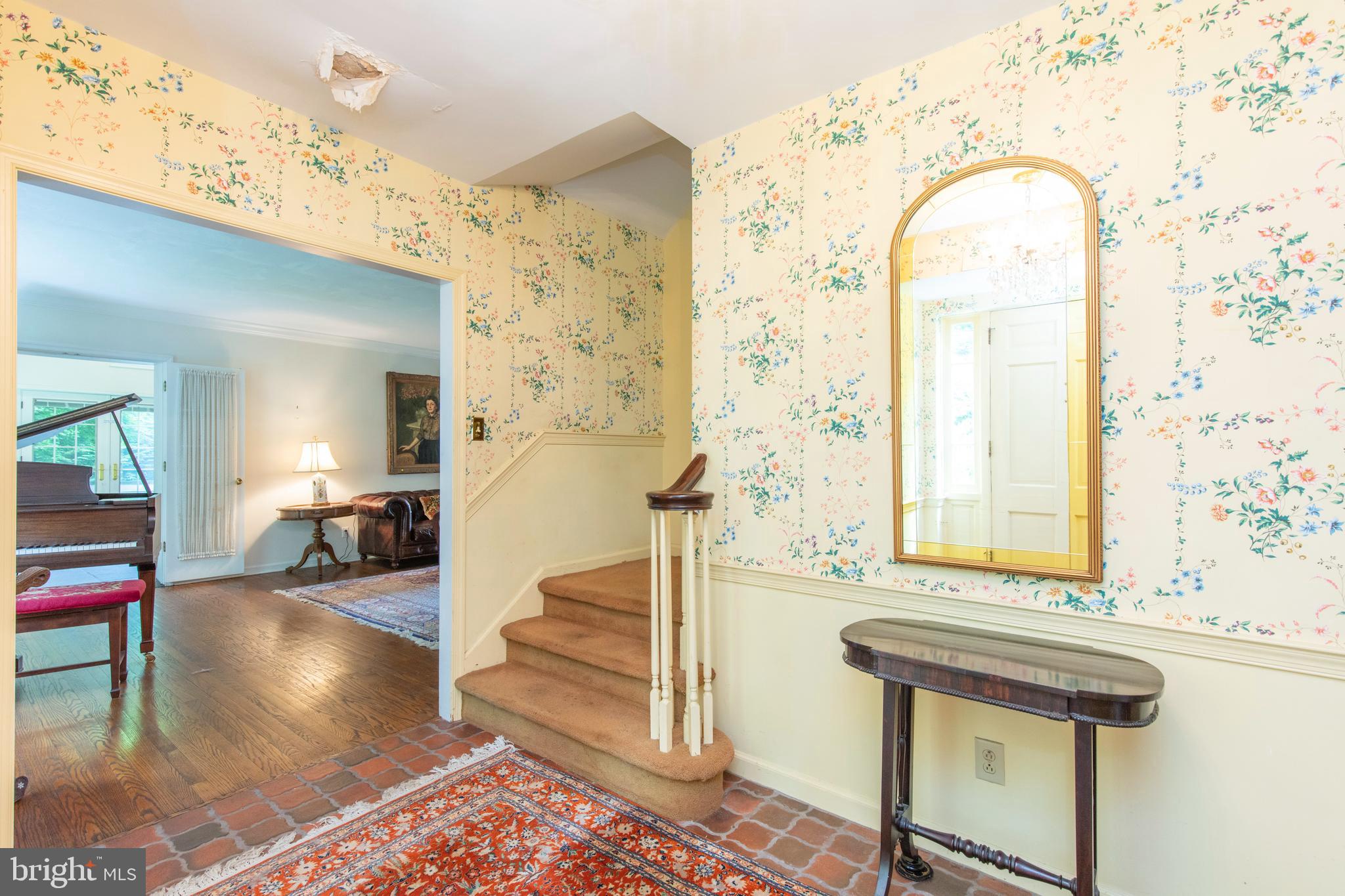 19 7 Springs Road Wayne, PA 19087 - Photo 3 of 52