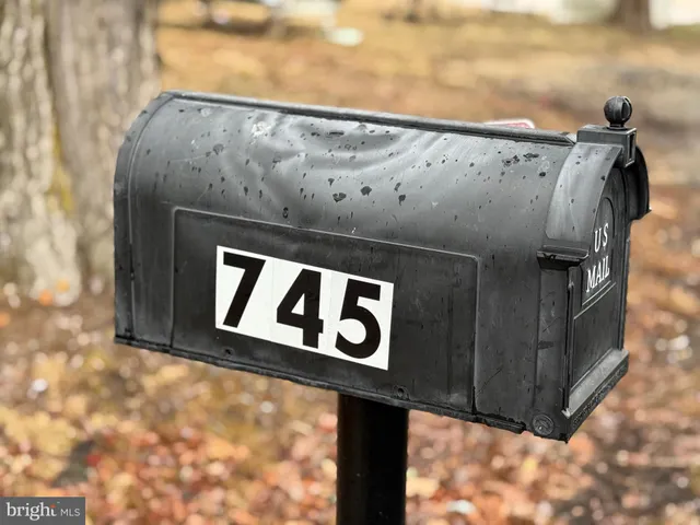 a close up of a street sign