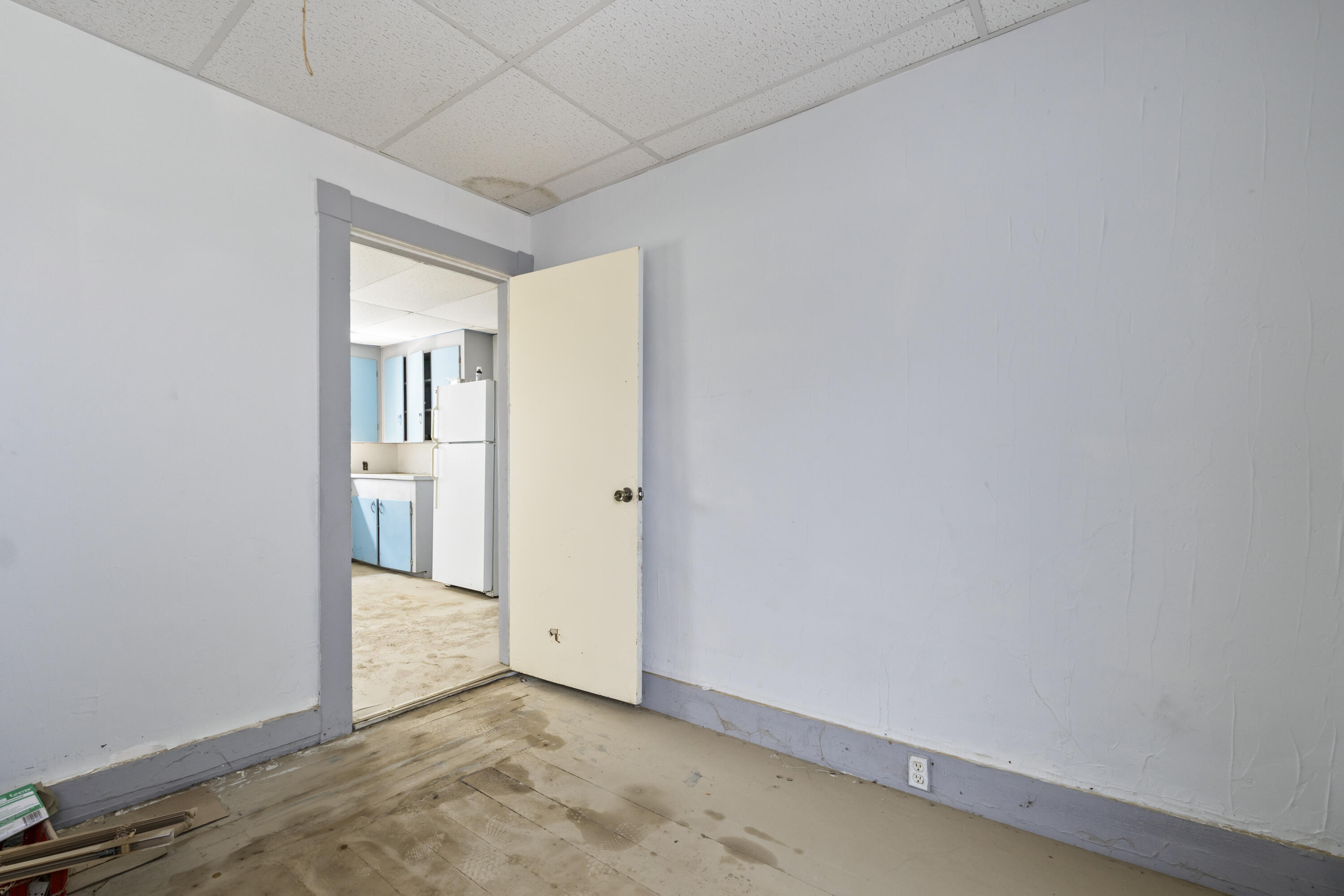 17 Main Street Mexico, ME 04257 - Photo 16 of 61 17 Main St_132