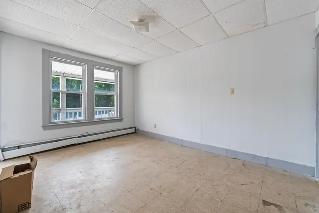 $99,900 | 17 Main Street, Mexico, ME 04257