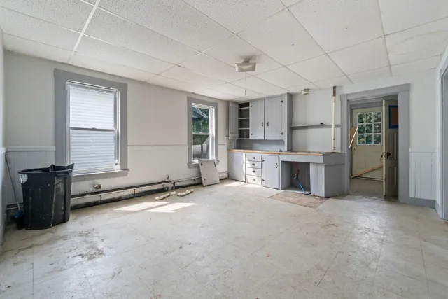 $99,900 | 17 Main Street, Mexico, ME 04257