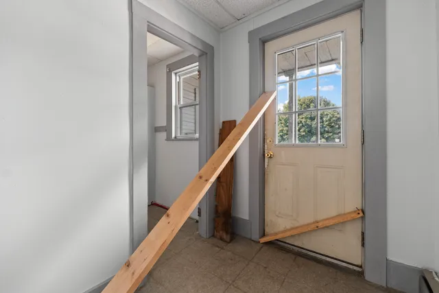 $99,900 | 17 Main Street, Mexico, ME 04257