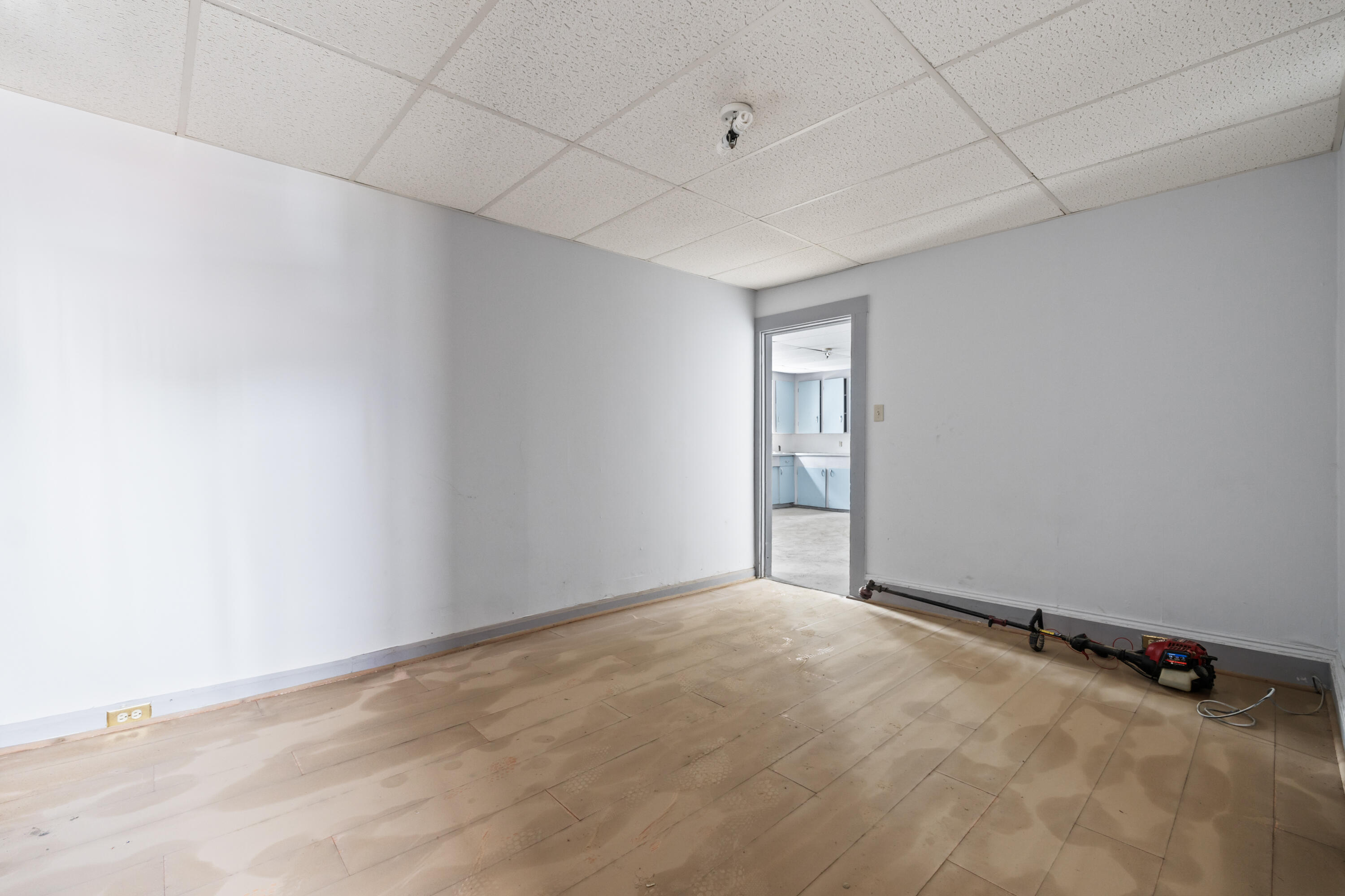 17 Main Street Mexico, ME 04257 - Photo 5 of 61 17 Main St_119