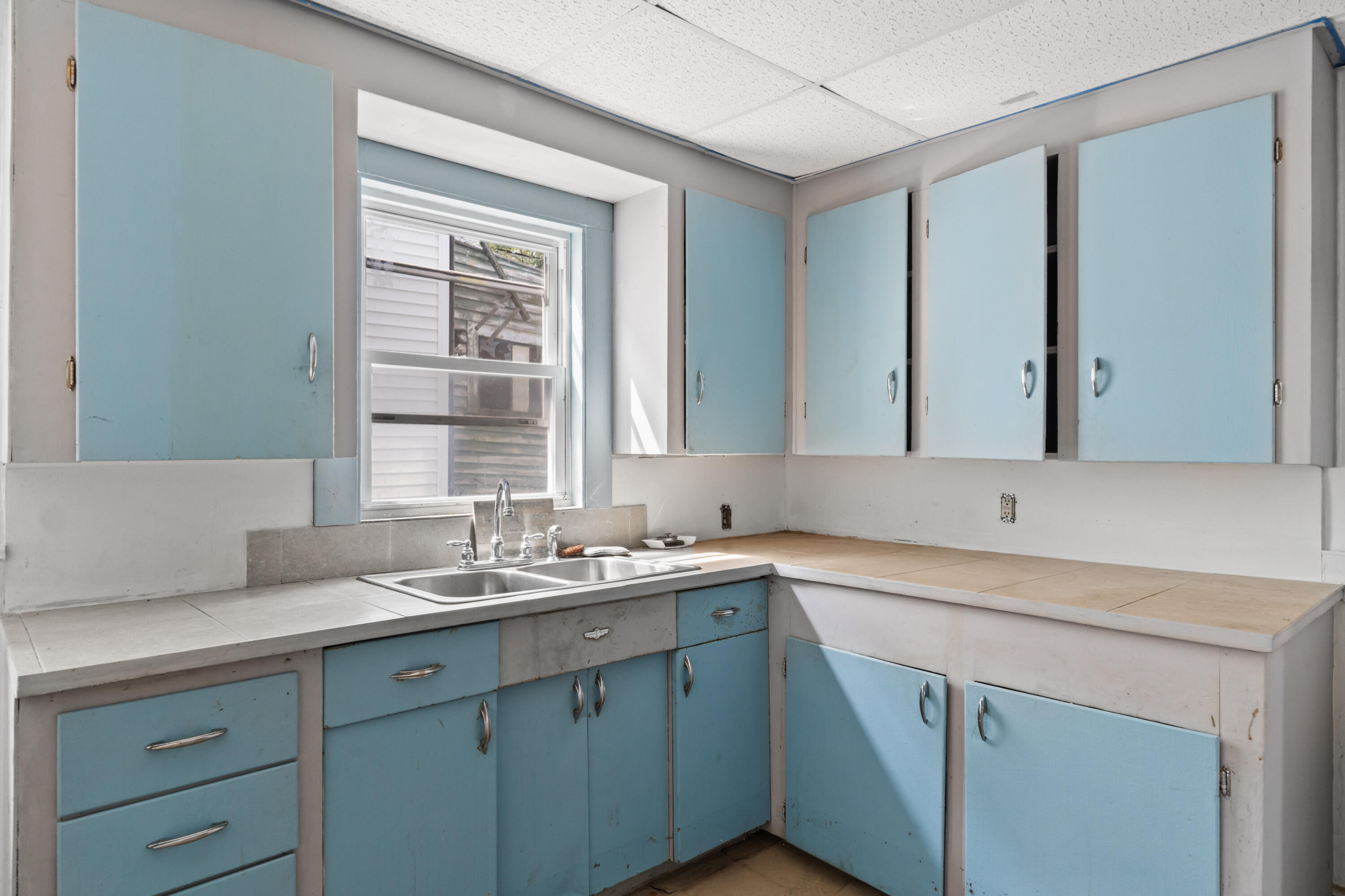 17 Main Street Mexico, ME 04257 - Photo 7 of 61 17 Main St_121