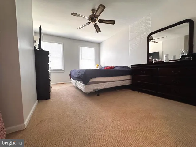 $489,900 | 11 Fenceline Drive, Gaithersburg, MD 20878