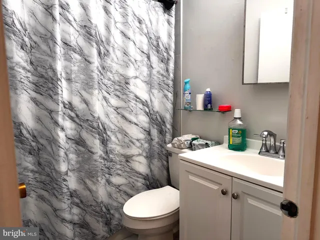 $489,900 | 11 Fenceline Drive, Gaithersburg, MD 20878