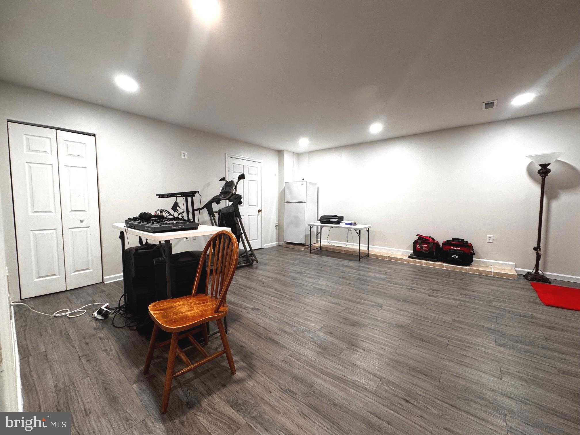 11 Fenceline Drive Gaithersburg, MD 20878 - Photo 31 of 40