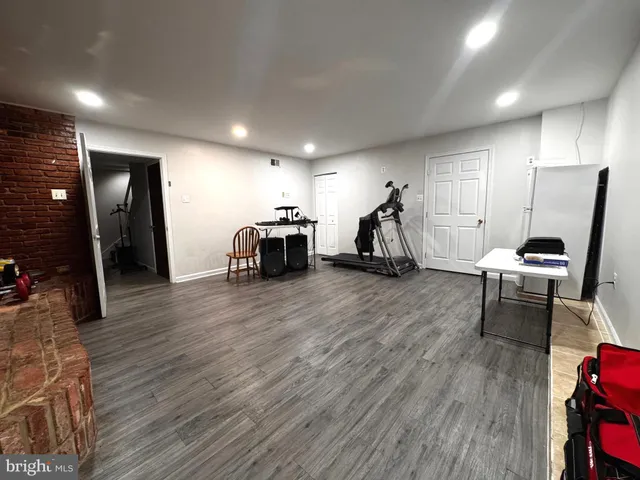 $489,900 | 11 Fenceline Drive, Gaithersburg, MD 20878