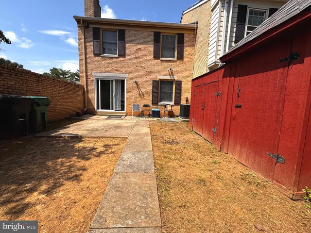 $489,900 | 11 Fenceline Drive, Gaithersburg, MD 20878