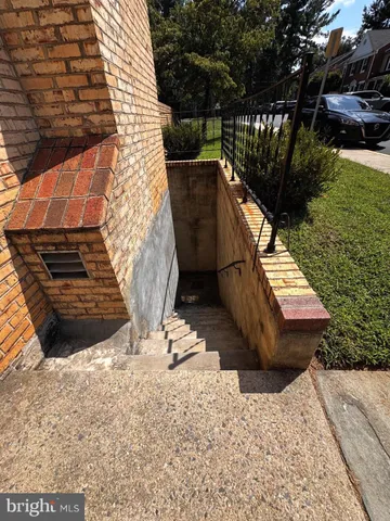 $489,900 | 11 Fenceline Drive, Gaithersburg, MD 20878