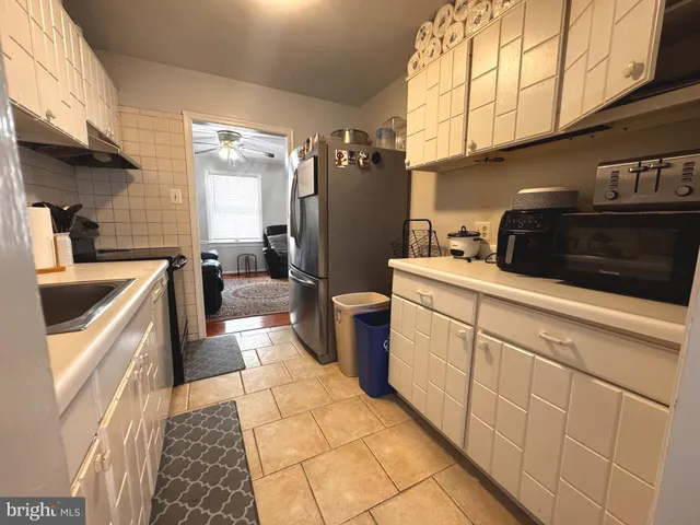 $489,900 | 11 Fenceline Drive, Gaithersburg, MD 20878