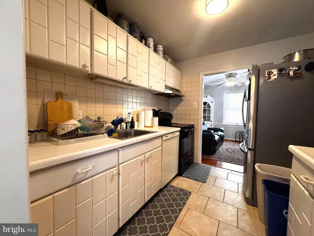 $489,900 | 11 Fenceline Drive, Gaithersburg, MD 20878