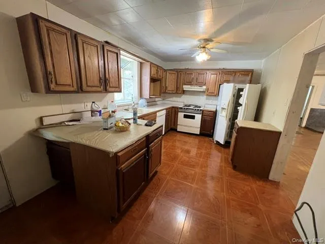 a view of a workspace