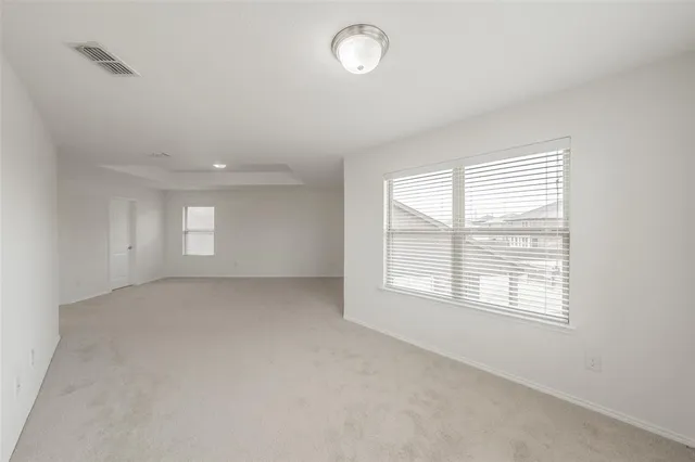 a view of empty room with window