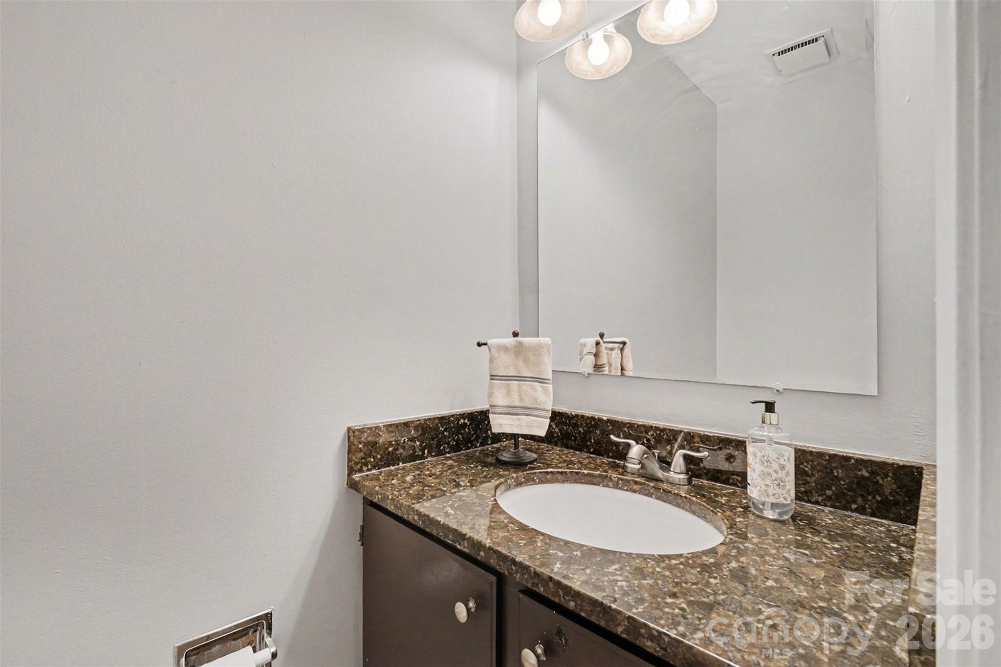 6042 Heath Valley Road Charlotte, NC 28210 - Photo 11 of 28