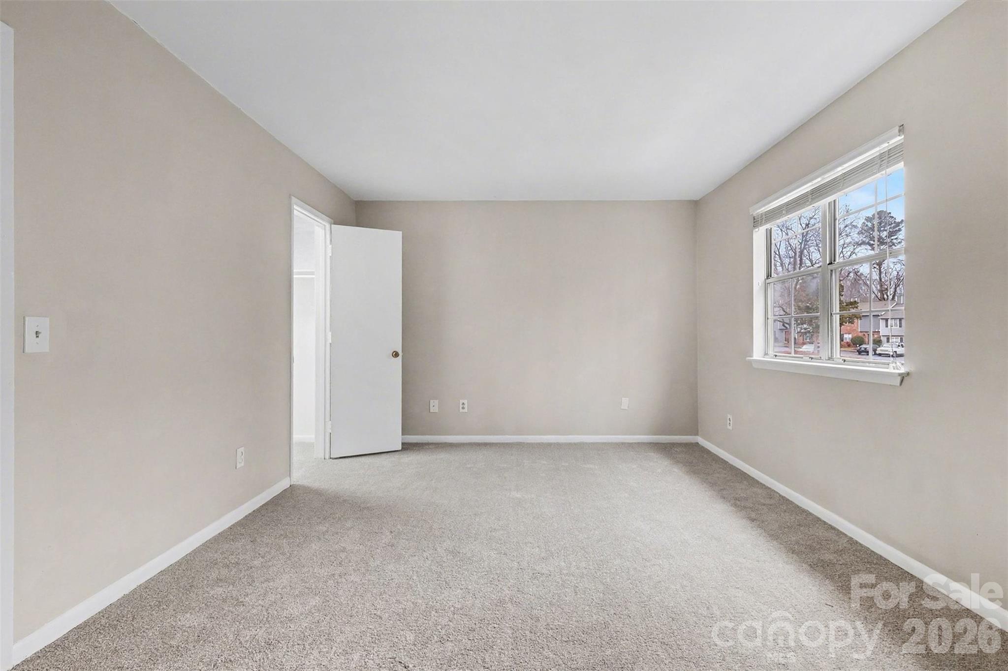 6042 Heath Valley Road Charlotte, NC 28210 - Photo 14 of 28