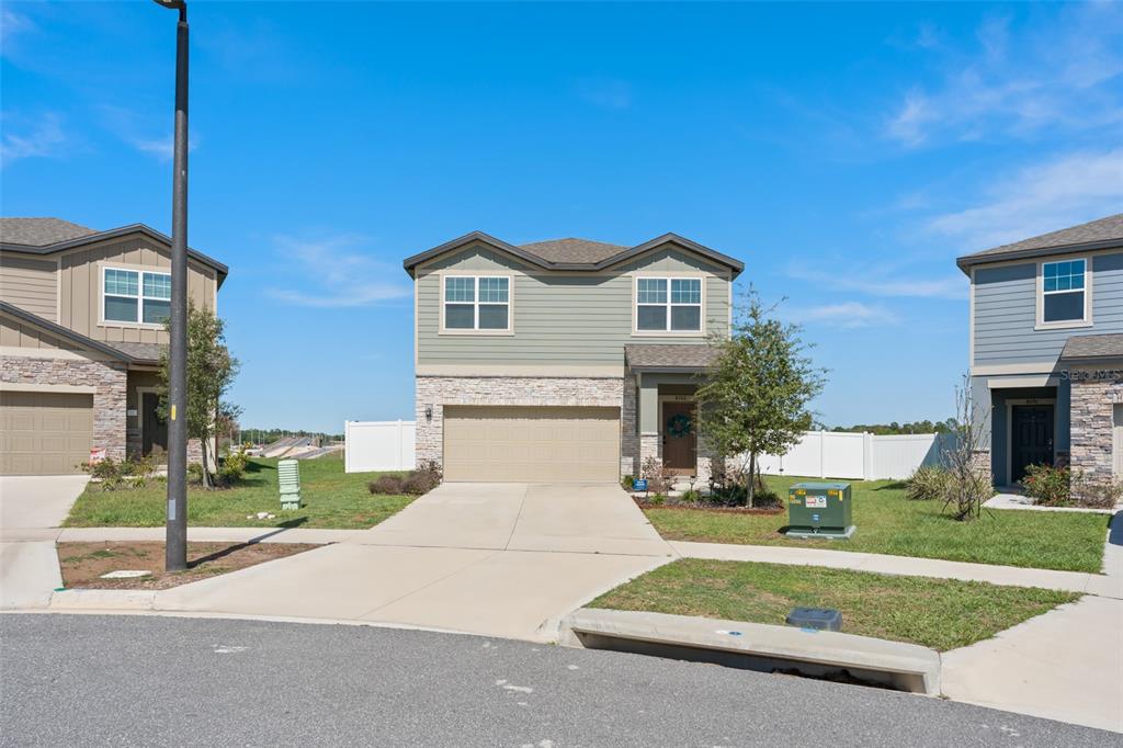 8700 Sportsman Loop Groveland, FL 34736 - Photo 2 of 41