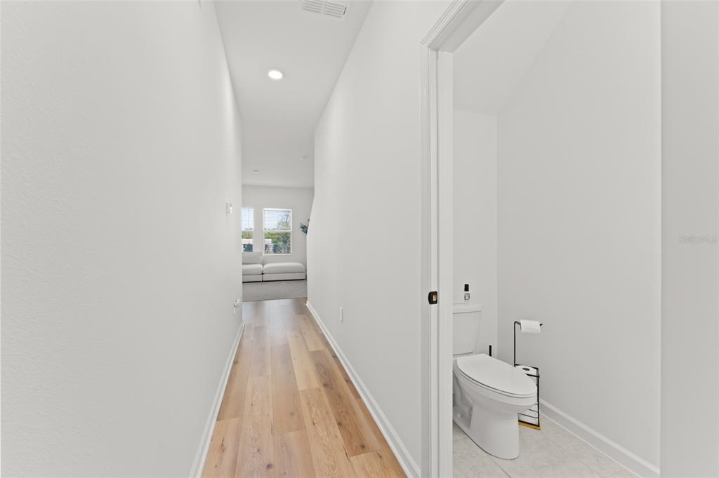 8700 Sportsman Loop Groveland, FL 34736 - Photo 5 of 41