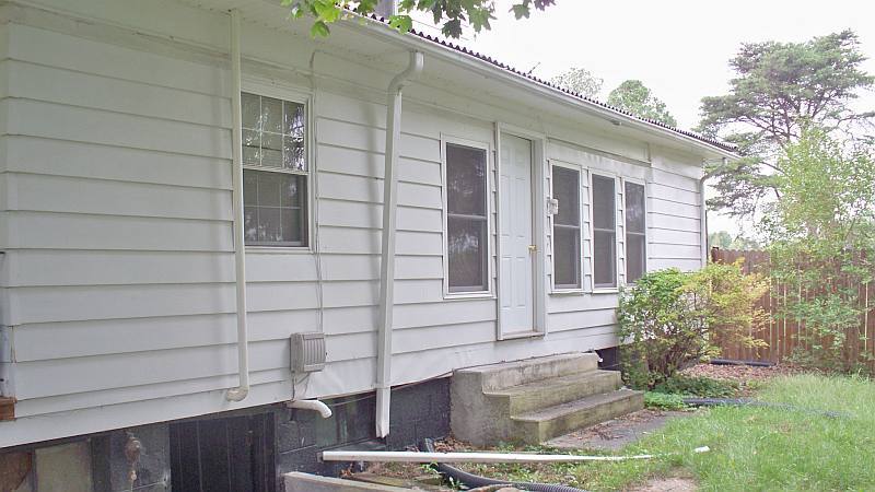 88 Pine Grove Road Lindside, WV 24951 - Photo 6 of 27 Right side of home