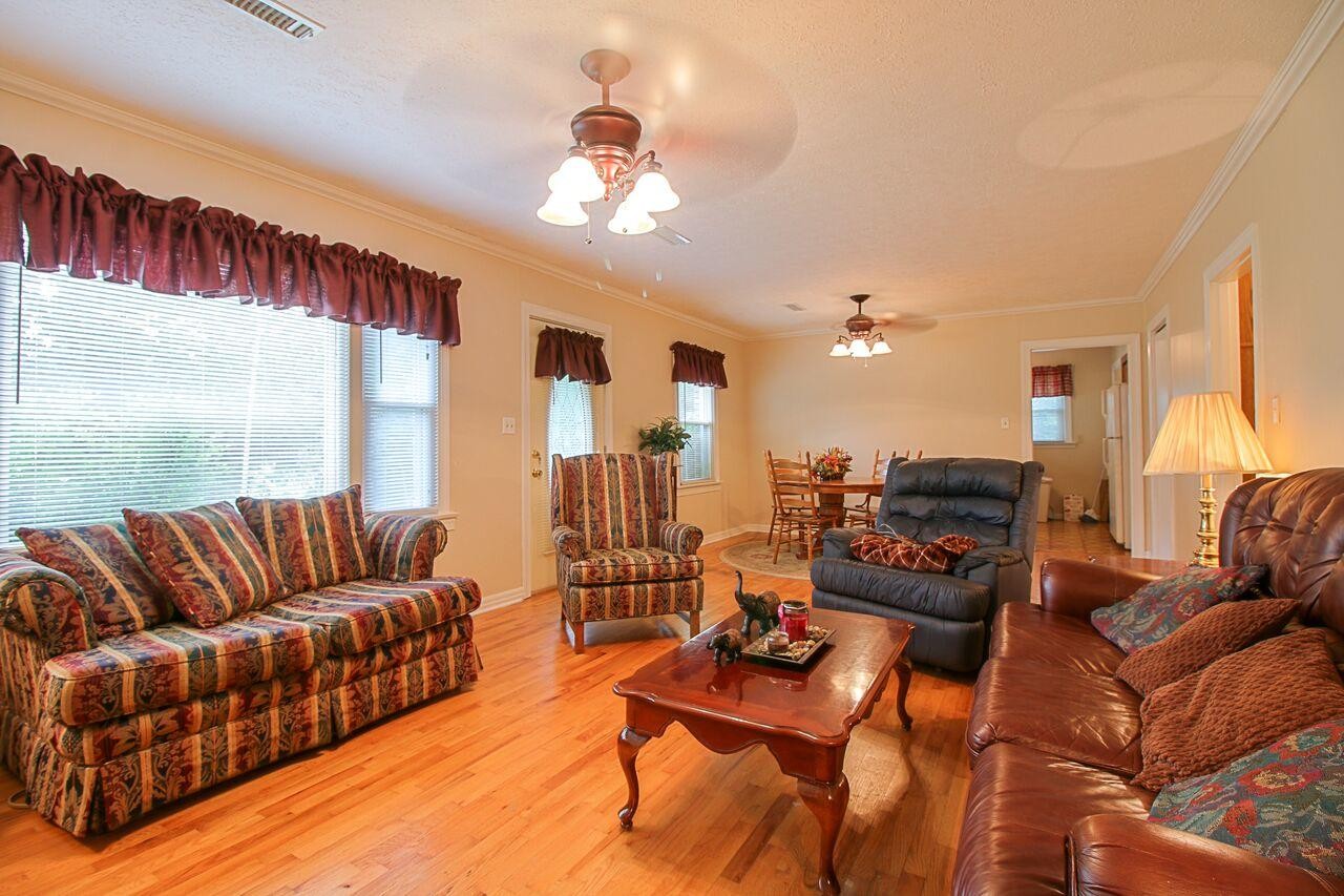 303 Cruze Road Powell, TN 37849 - Photo 12 of 37 Gallery Image 12