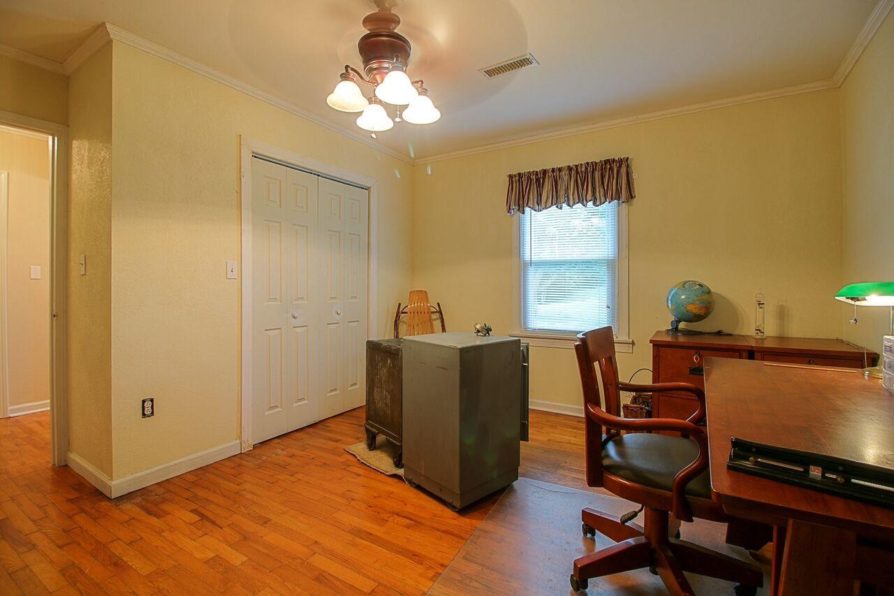 303 Cruze Road Powell, TN 37849 - Photo 20 of 37 Gallery Image 20