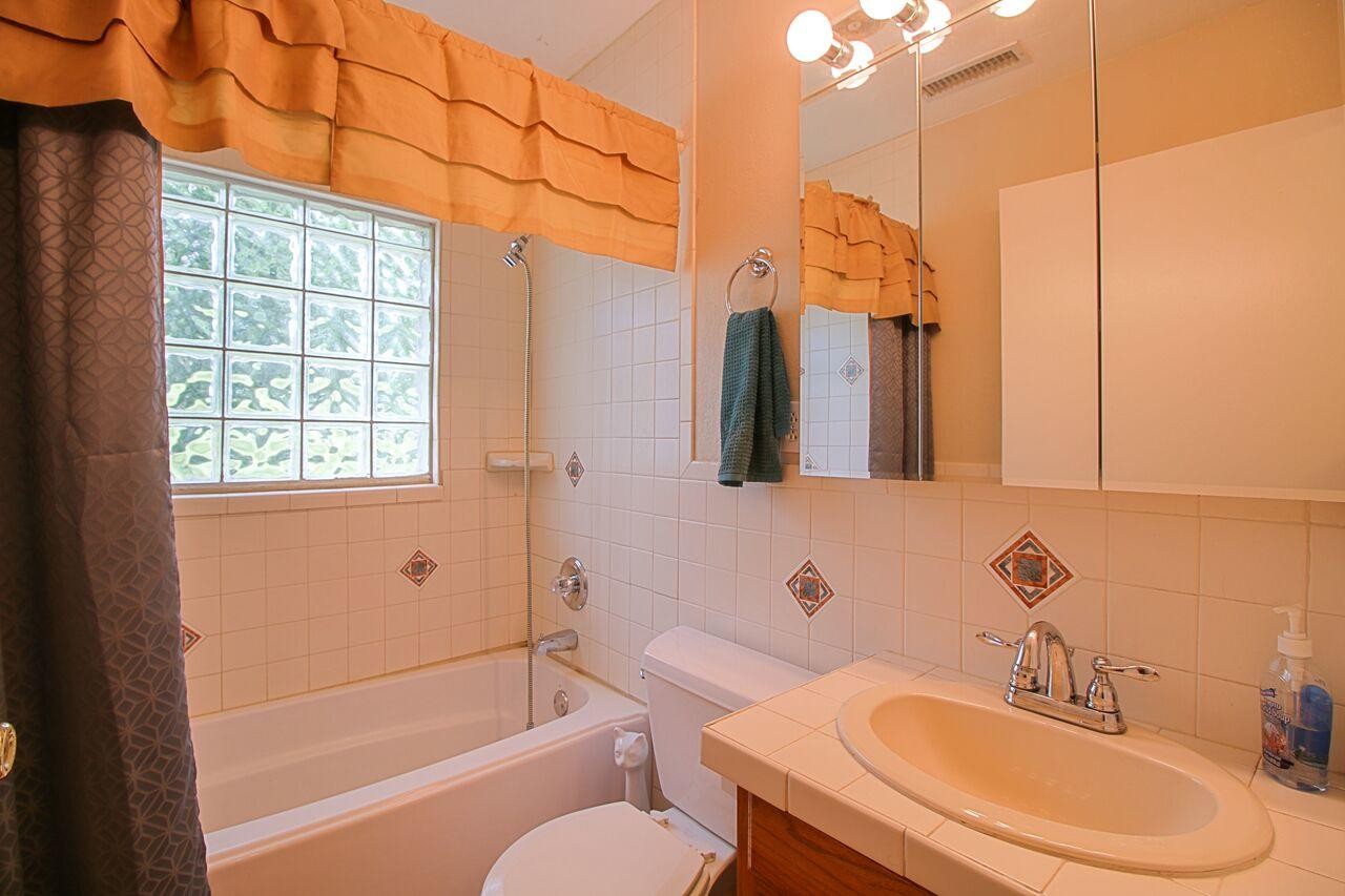 303 Cruze Road Powell, TN 37849 - Photo 21 of 37 Gallery Image 21