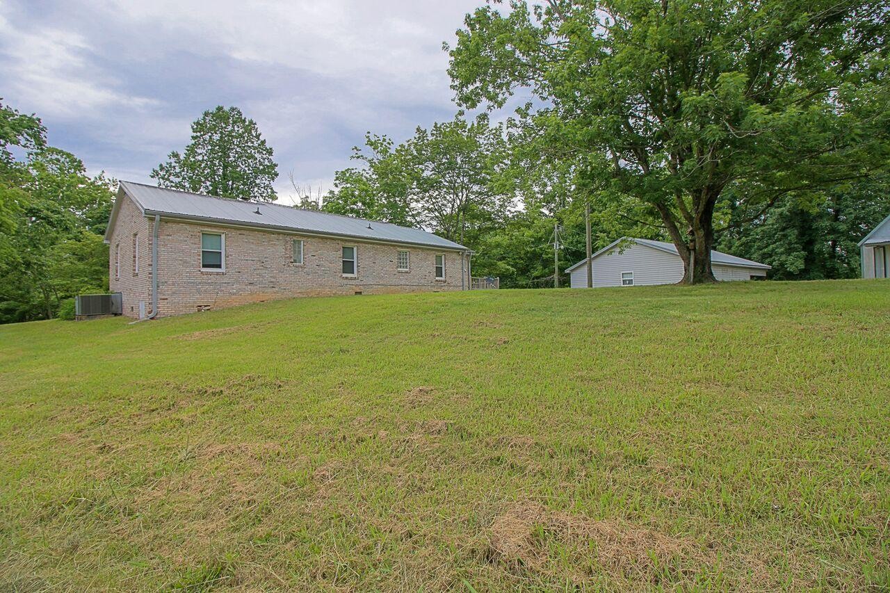 303 Cruze Road Powell, TN 37849 - Photo 34 of 37 Gallery Image 34