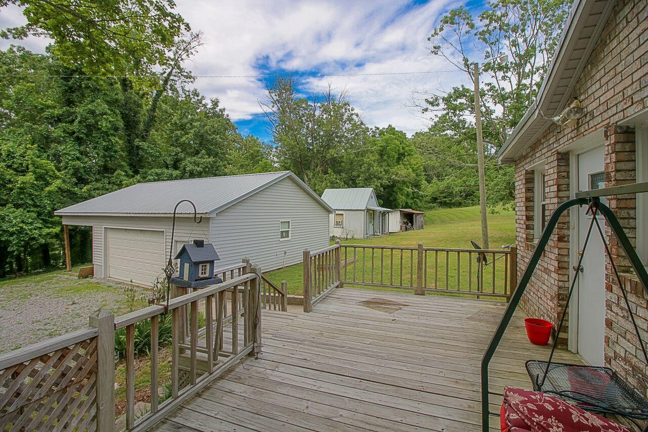 303 Cruze Road Powell, TN 37849 - Photo 35 of 37 Gallery Image 35