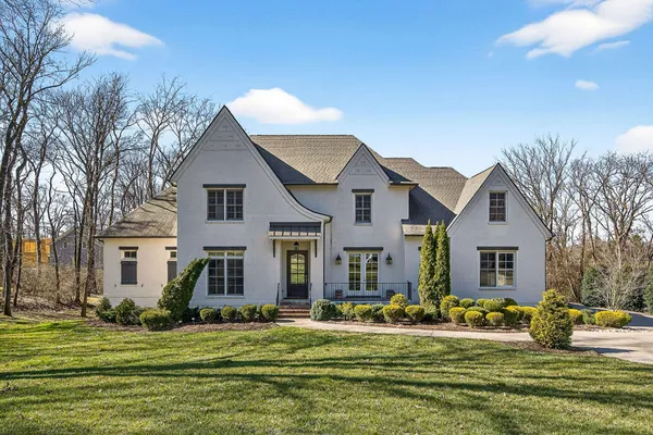 $2,250,000 | 6732 Darden Place, Nashville, TN 37205