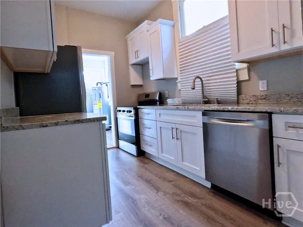 $2,200 | 613 East 38th Street, Savannah, GA 31401