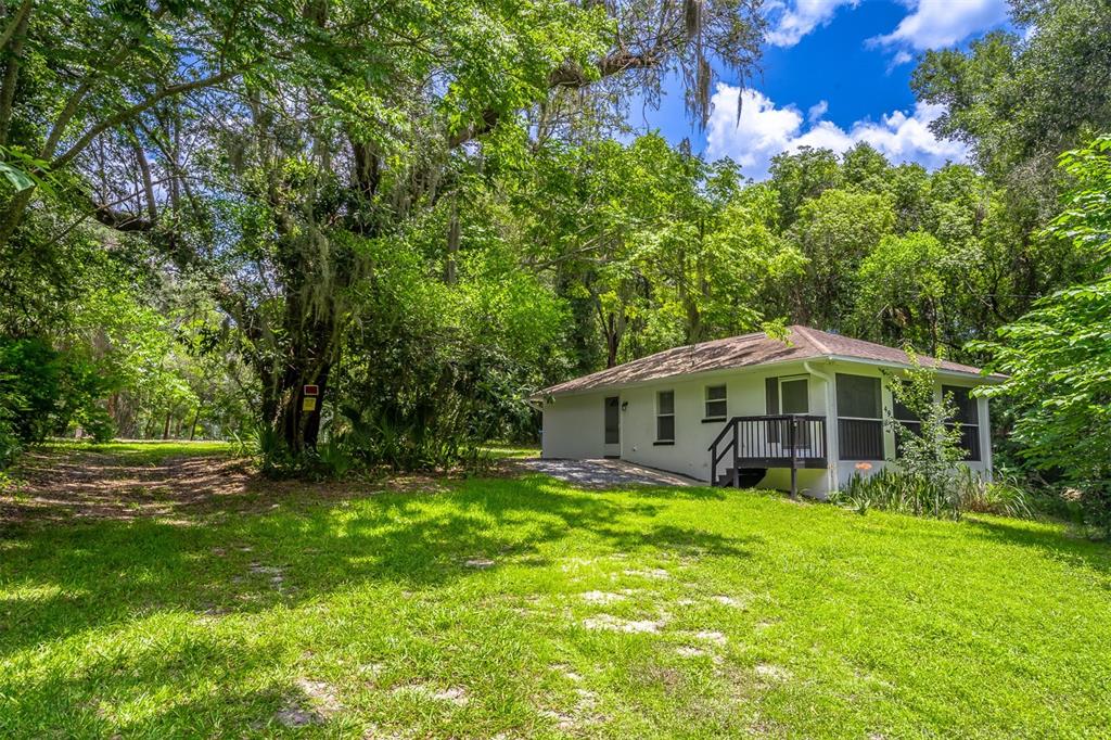 497 West Beresford Road DeLand, FL 32720 - Photo 3 of 44