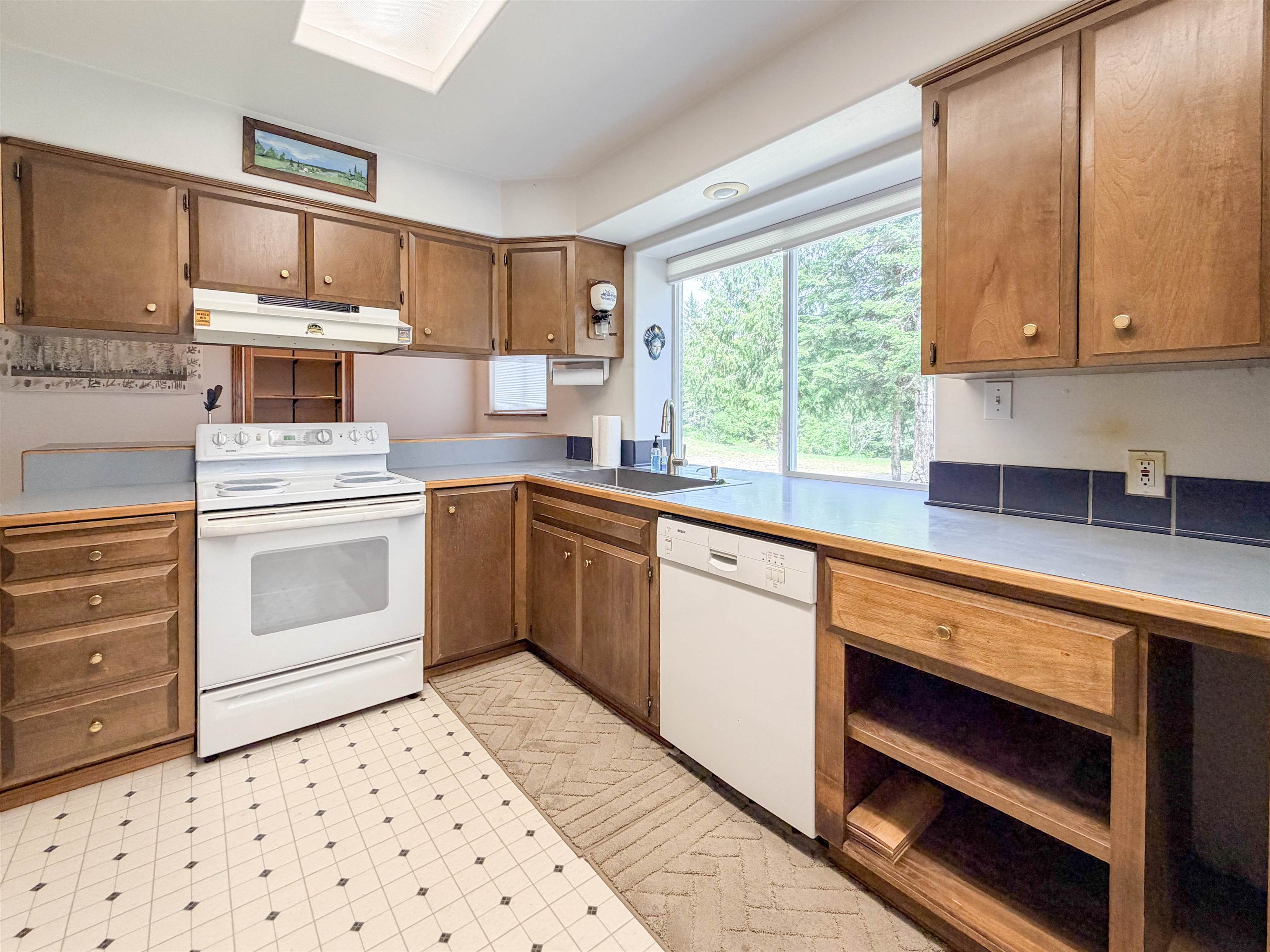 2015 Thoni Road Addy, WA 99101 - Photo 12 of 50