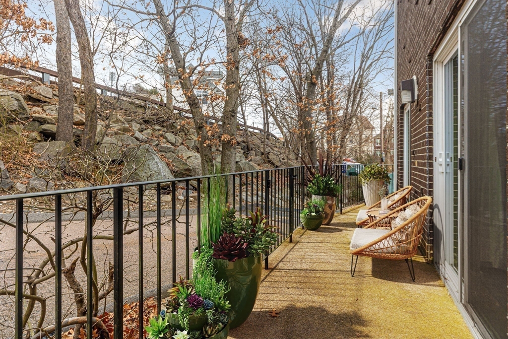 46 Tinson Road, Unit 9 Quincy, MA 02169 - Photo 9 of 21 Gallery Image 9