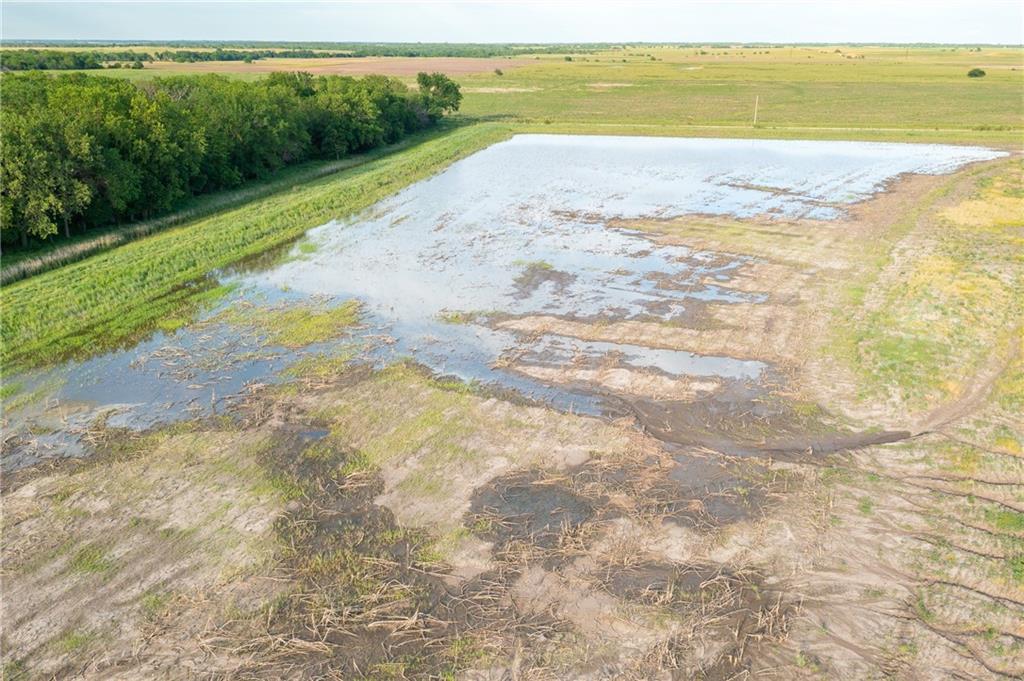 27699 South Hoch Road Osage City, KS 66523 - Photo 29 of 99