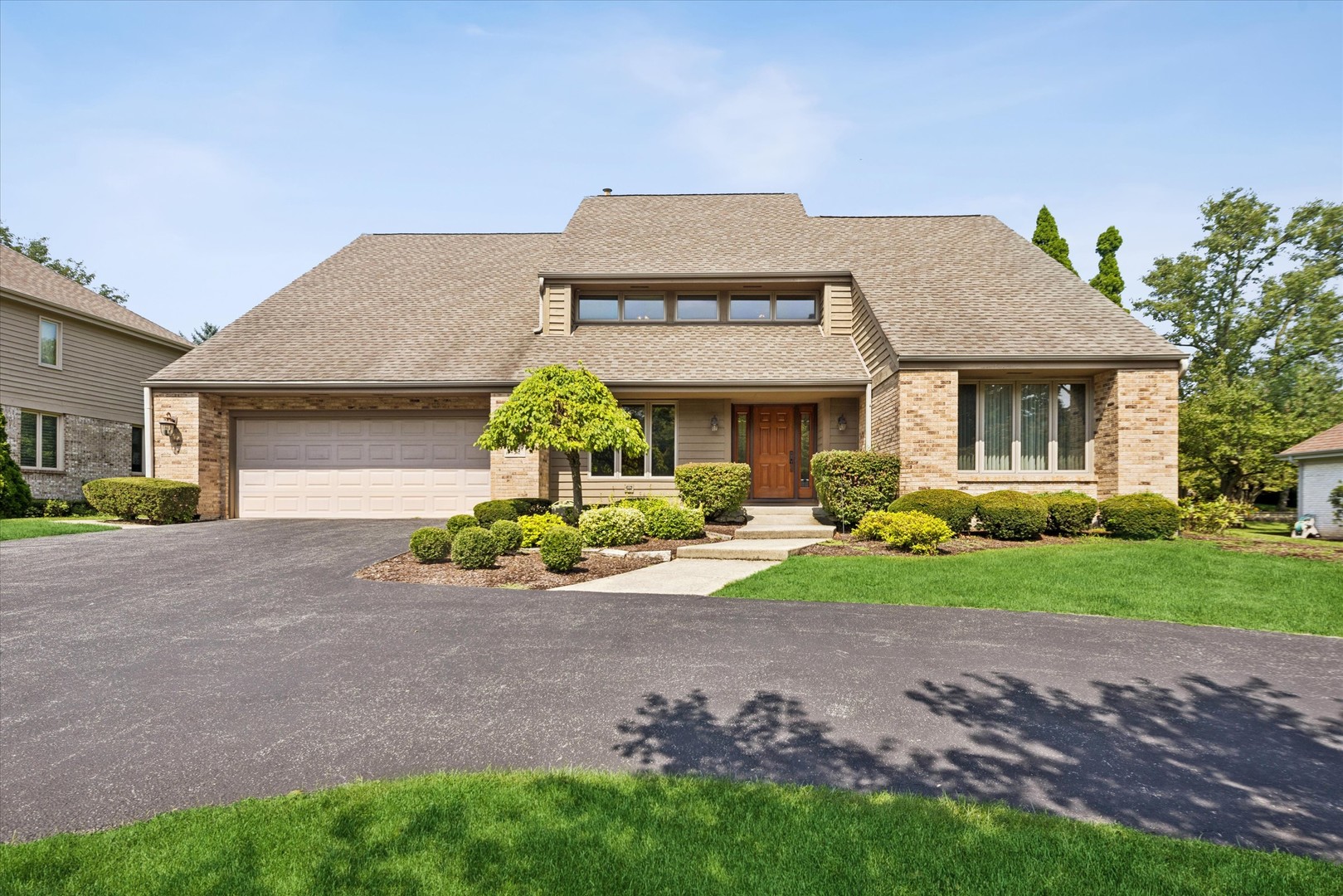 453 81st Street Burr Ridge, IL 60527 - Photo 1 of 40 Gallery Image 1