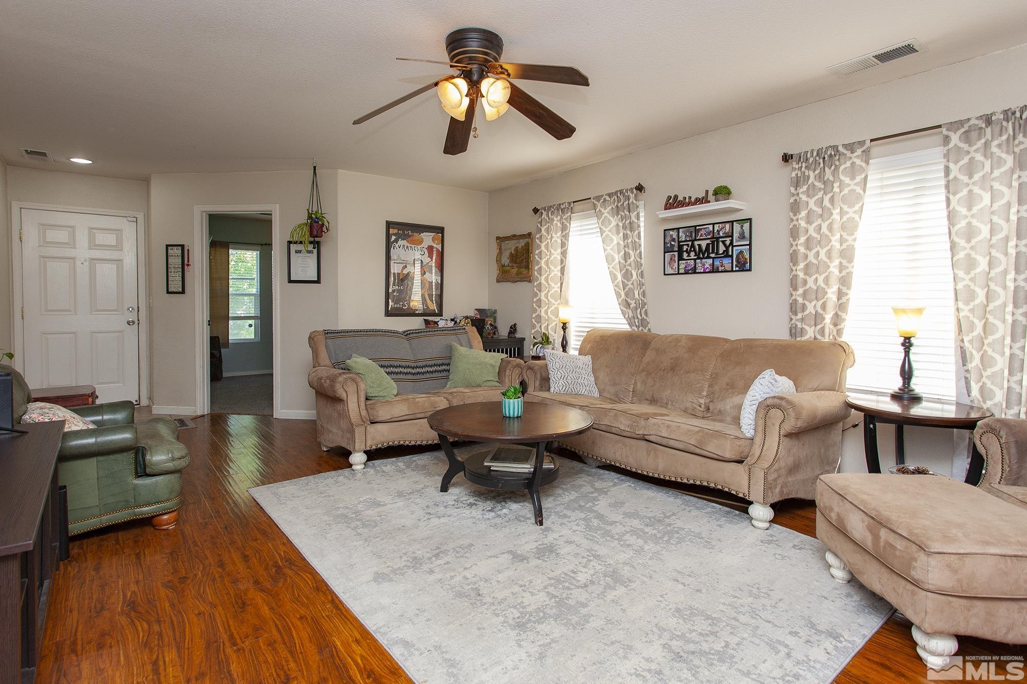 7640 Bichon Street Reno, NV 89506 - Photo 5 of 37 Photo 5