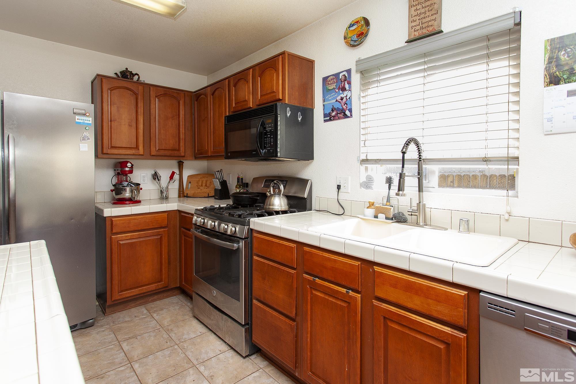 7640 Bichon Street Reno, NV 89506 - Photo 10 of 37 Photo 10