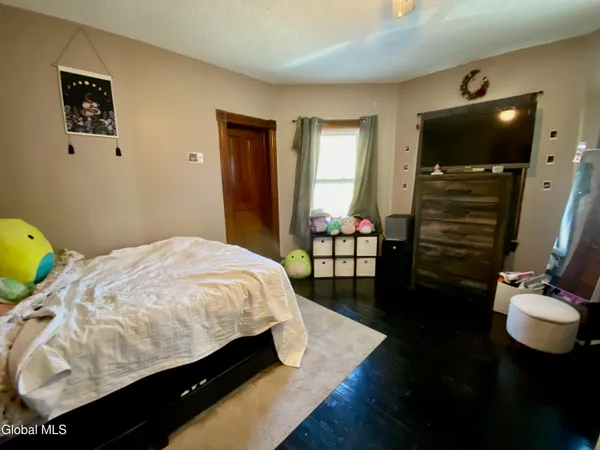 $439,000 | 40 Voorheesville Avenue, Voorheesville, NY 12186