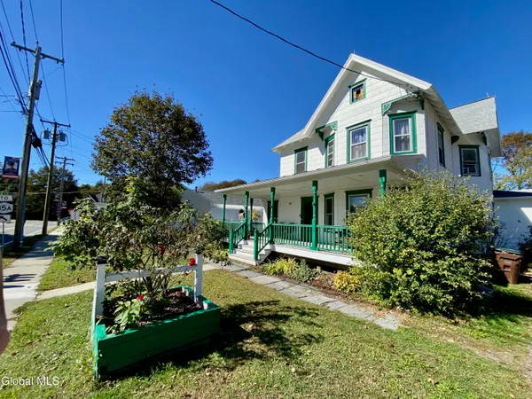 $439,000 | 40 Voorheesville Avenue, Voorheesville, NY 12186