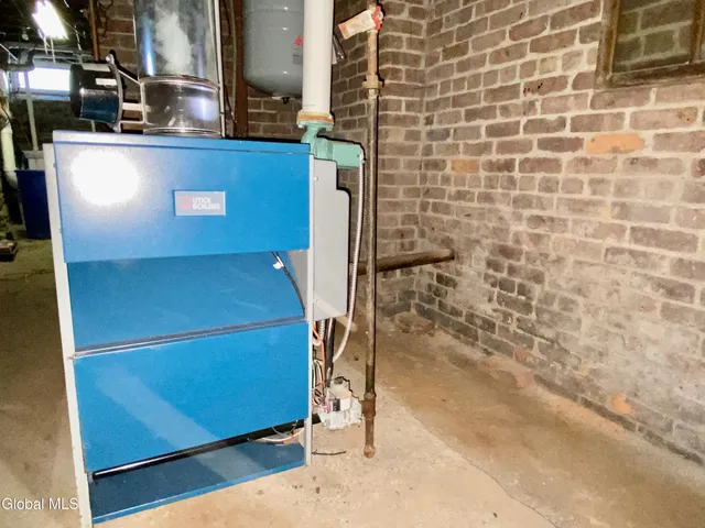 $439,000 | 40 Voorheesville Avenue, Voorheesville, NY 12186