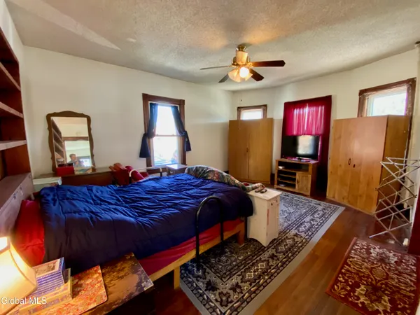 $439,000 | 40 Voorheesville Avenue, Voorheesville, NY 12186