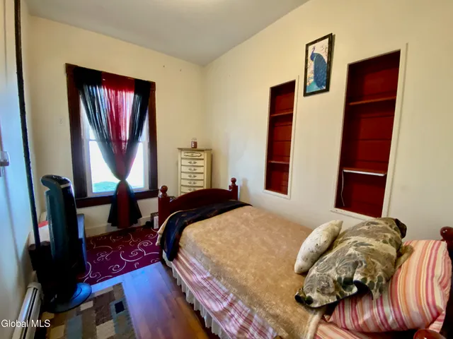 $439,000 | 40 Voorheesville Avenue, Voorheesville, NY 12186