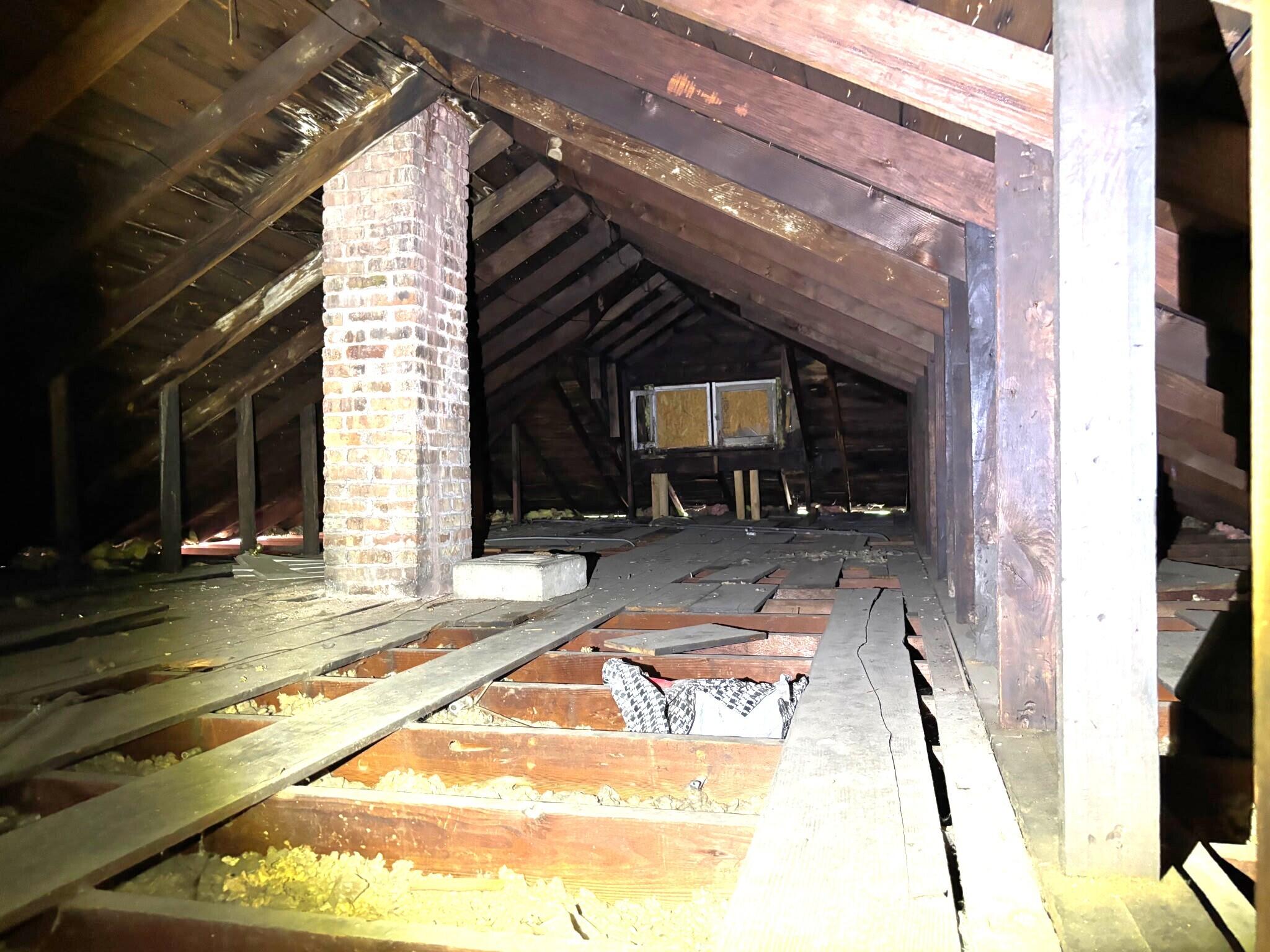 1060 Jackson Street Gary, IN 46402 - Photo 2 of 5 2048x1536